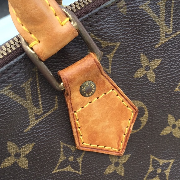 Louis Vuitton Alma Bag - Picture 8 of 8